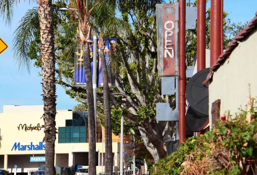 El Royale Hotel Near Universal Studios