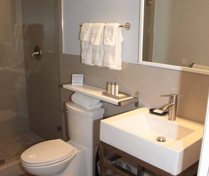 El Royale Hotel Near Universal Studios