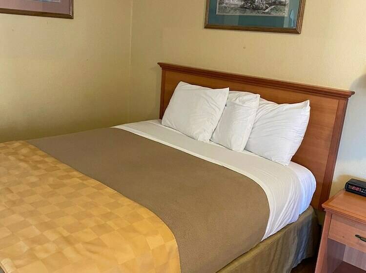 ホテル American Lodge Tacoma