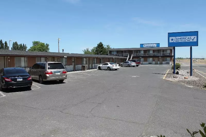 Hotelli Americas Best Value Inn Boardman