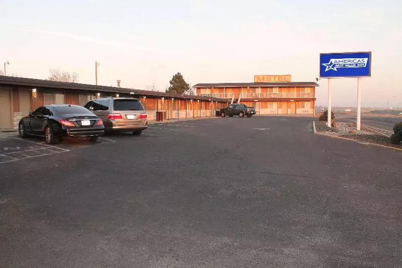 Hotelli Americas Best Value Inn Boardman