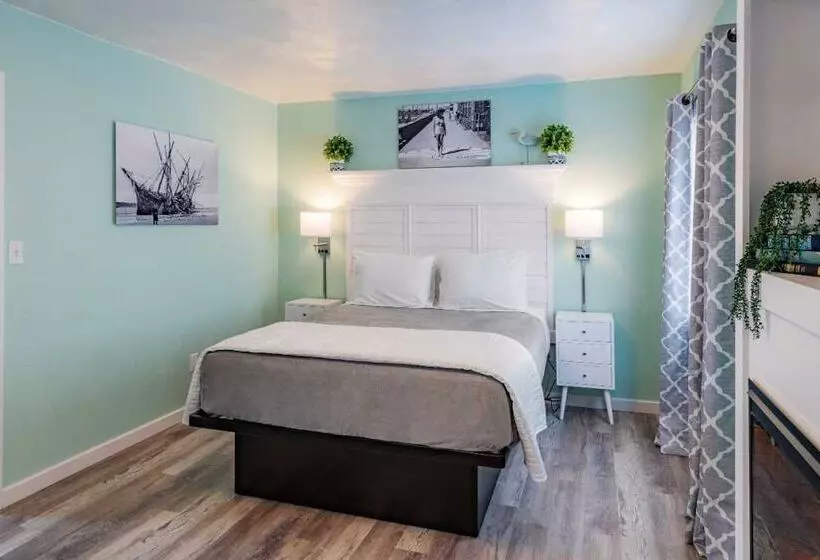 Hotelli Beachside Inn