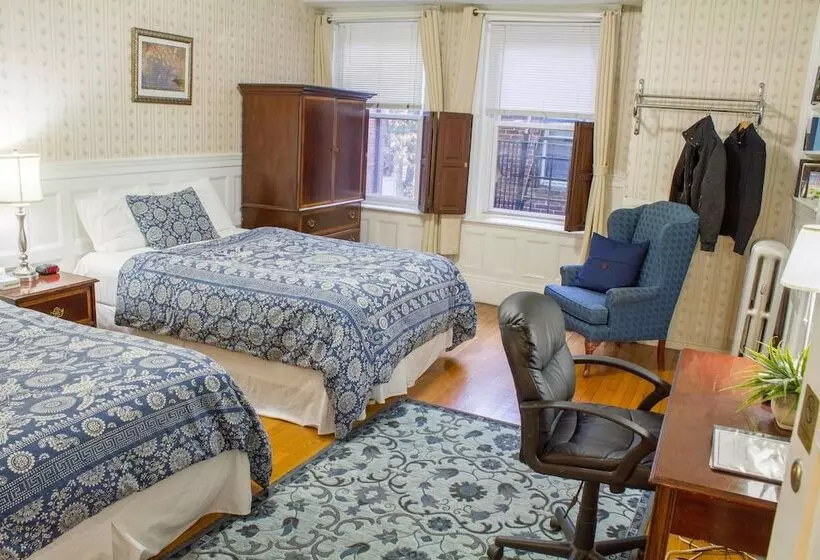 هتل Beacon Inn 1750