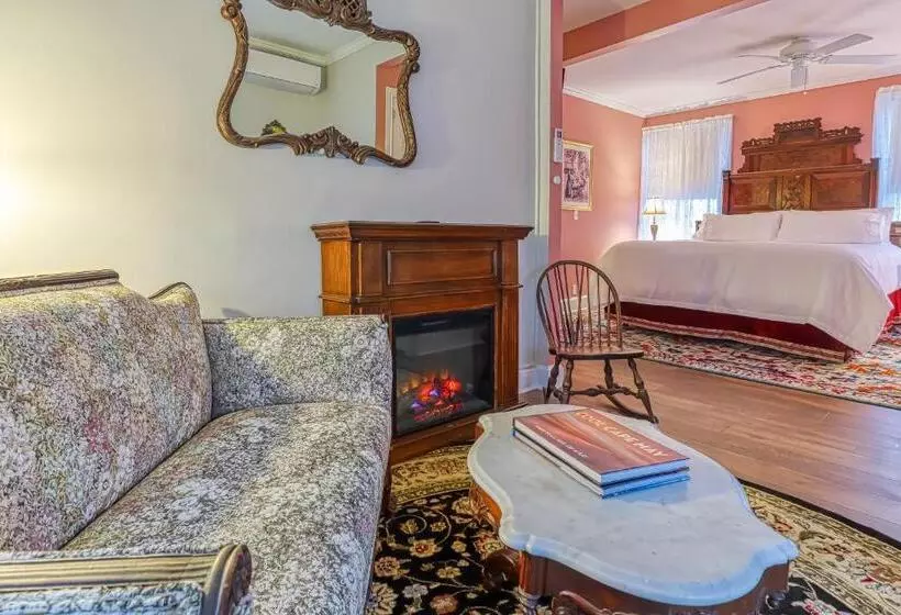 Hotelli Bedford Inn