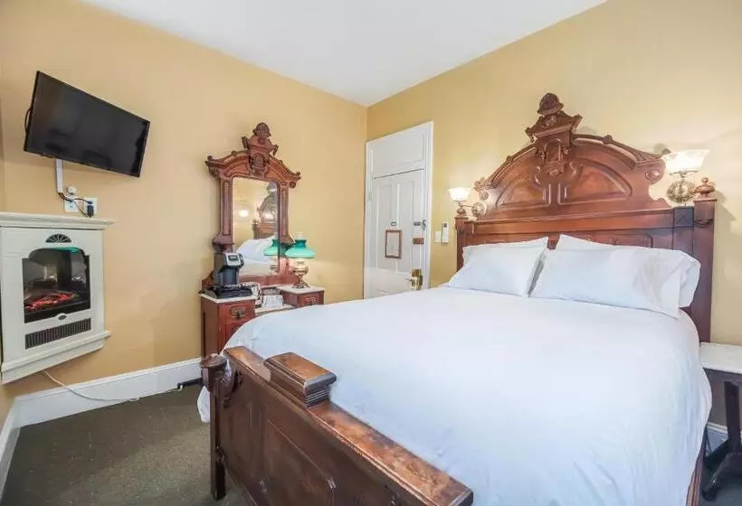 Hotelli Bedford Inn