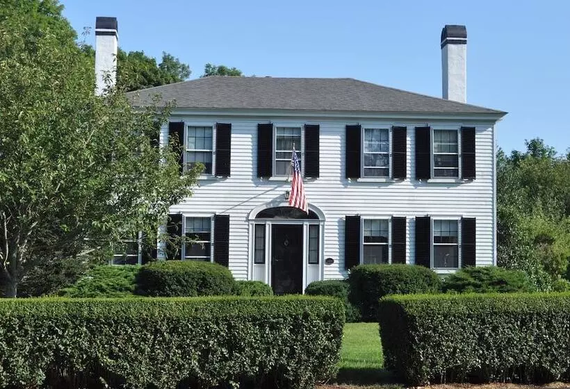 Hotelli Candleberry Inn On Cape Cod