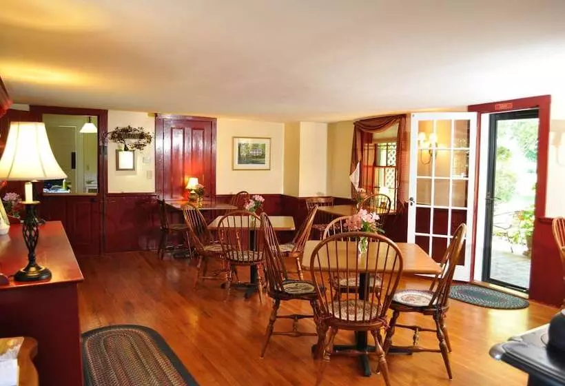 Hotelli Candleberry Inn On Cape Cod