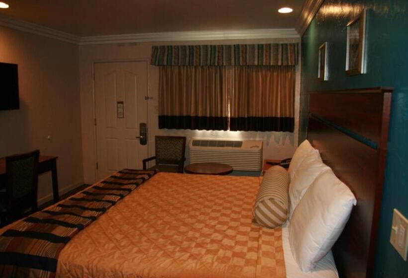 فندق Civic Center Lodge / Lake Merritt Bart