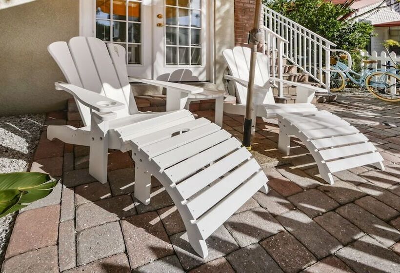 فندق Coconut Inn Passagrille Beach