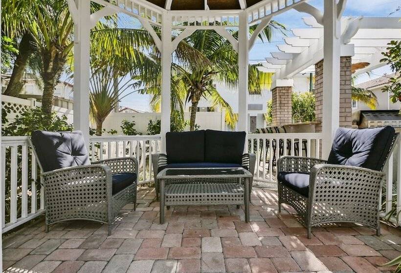 فندق Coconut Inn Passagrille Beach