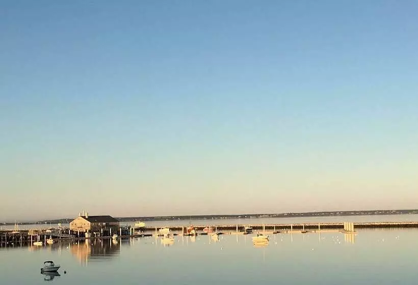 Hotelli Dyer's Beach House