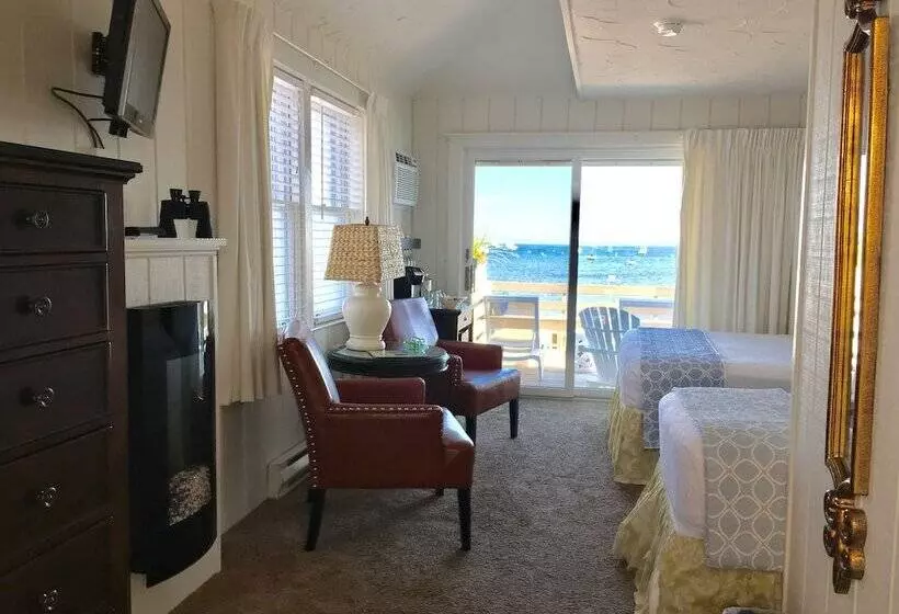 Hotelli Dyer's Beach House