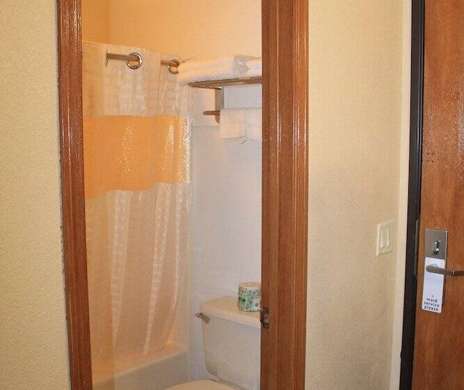 فندق Eco Lux Inn Norfolk