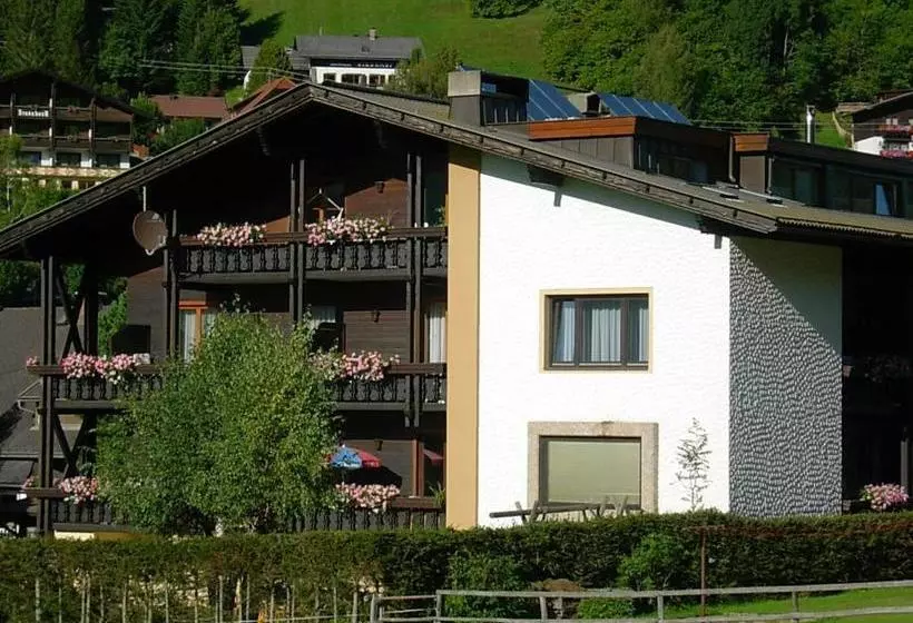ホテル Haus Nadja