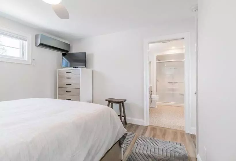هتل Lighthouse Suites At Pine Point