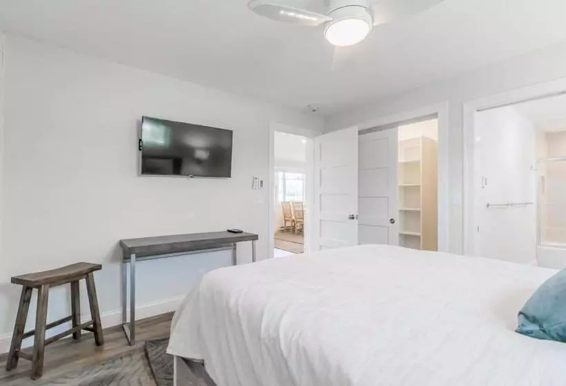هتل Lighthouse Suites At Pine Point