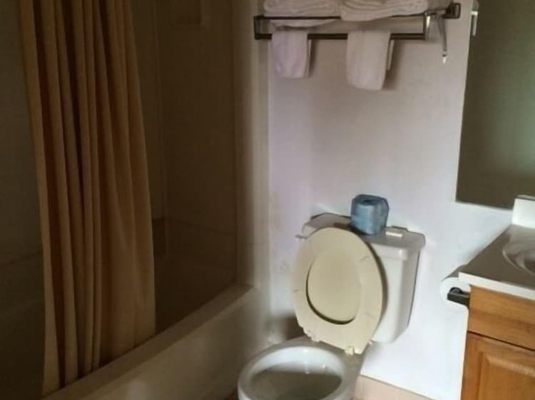 Отель Macthrift Motor Inn