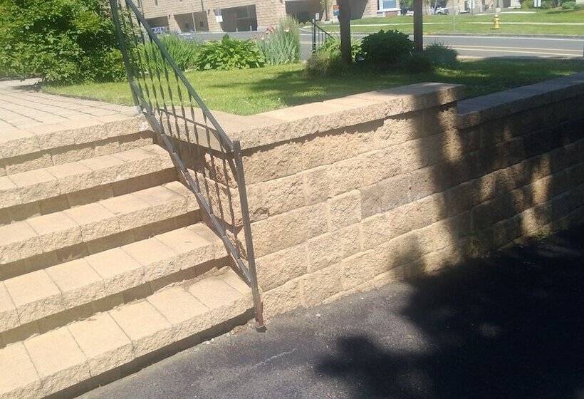 هتل Naomi's Inn Bed & Breakfast