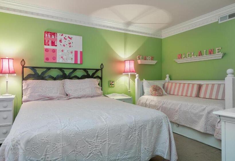 ホテル Romar Beach