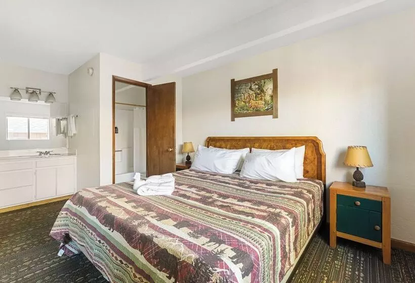هتل Socal Vacations   Village Inn