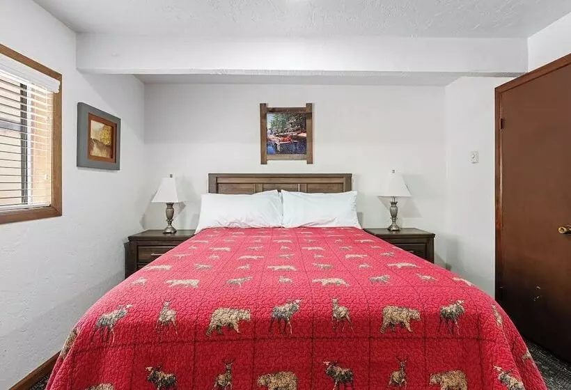 هتل Socal Vacations   Village Inn