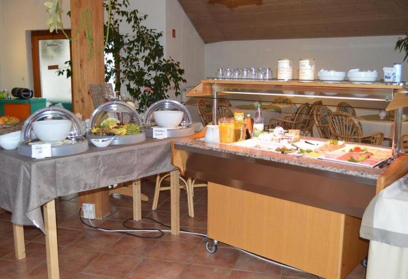 Отель Stadt Jessen