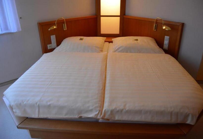 Отель Stadt Jessen