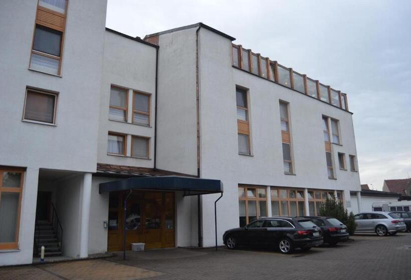 Отель Stadt Jessen