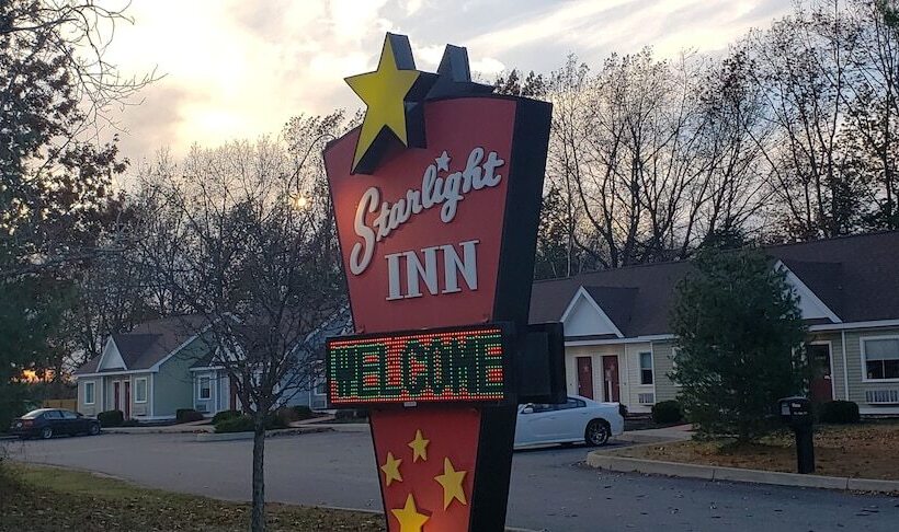 호텔 Starlight Inn