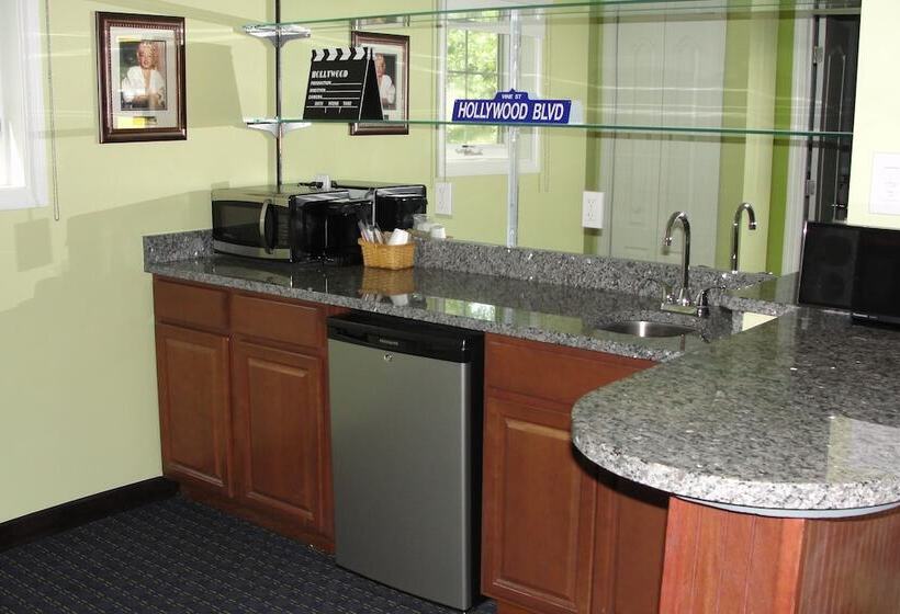 호텔 Starlight Inn