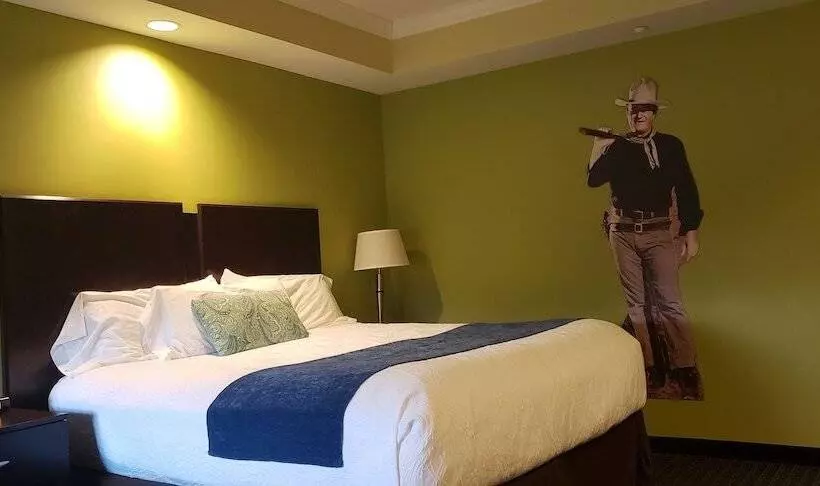 Hotelli Starlight Inn