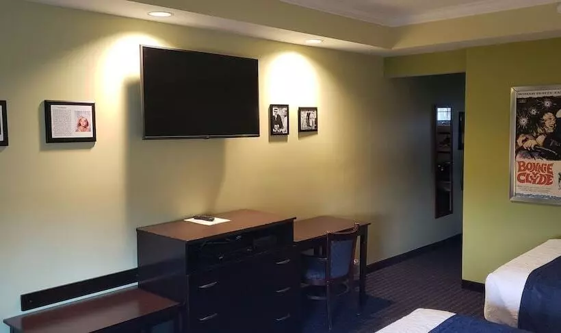 Hotelli Starlight Inn