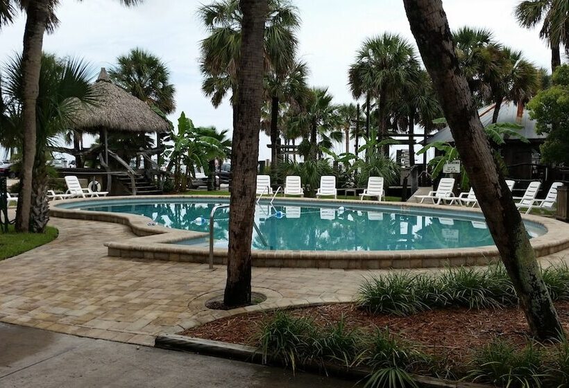 酒店 The Conch House Marina Resort