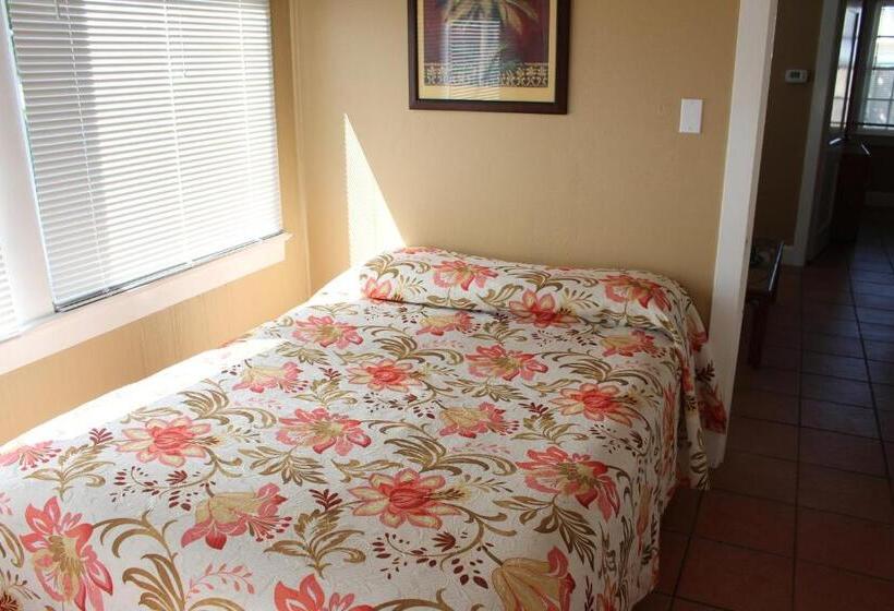 酒店 The Conch House Marina Resort