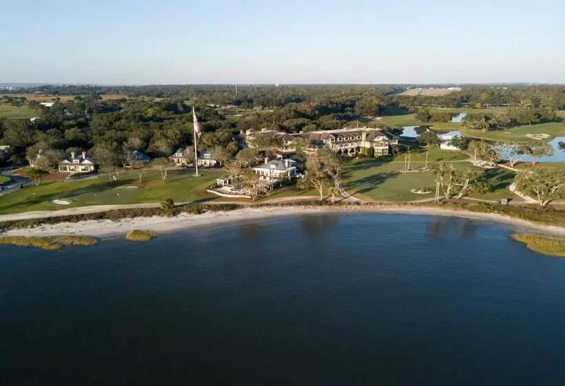 ホテル The Lodge At Sea Island