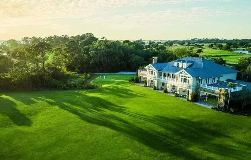 ホテル The Lodge At Sea Island