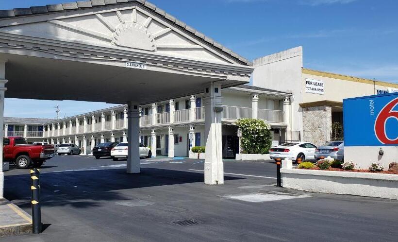 Motel 6 San Rafael