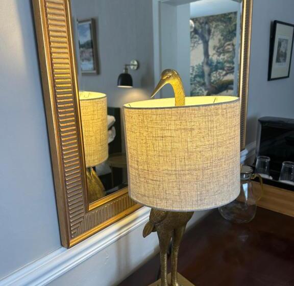 ユースホステル Upstairs At The Pipe Makers