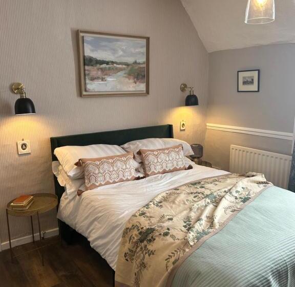 ユースホステル Upstairs At The Pipe Makers