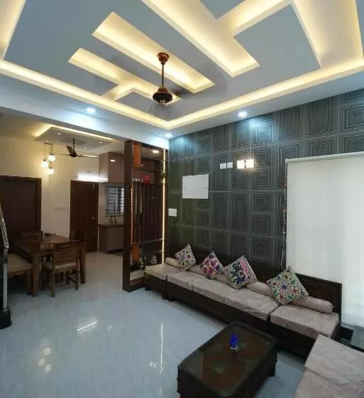 Aamiaismajoitus (B&B) Aayushman Luxury Homes