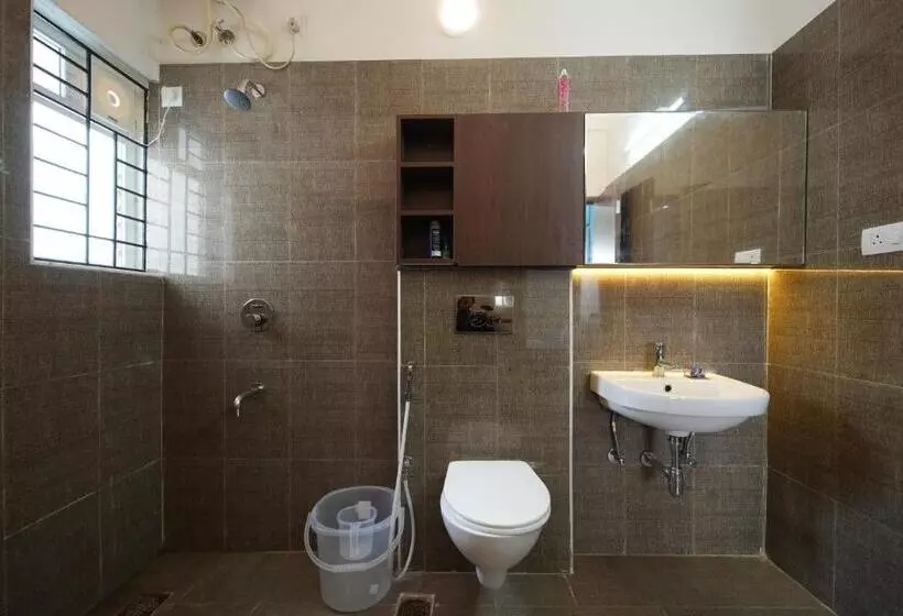 Aamiaismajoitus (B&B) Aayushman Luxury Homes