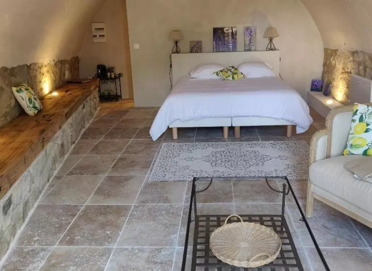 Aamiaismajoitus (B&B) Le Mas D Antonine, Marie Louise