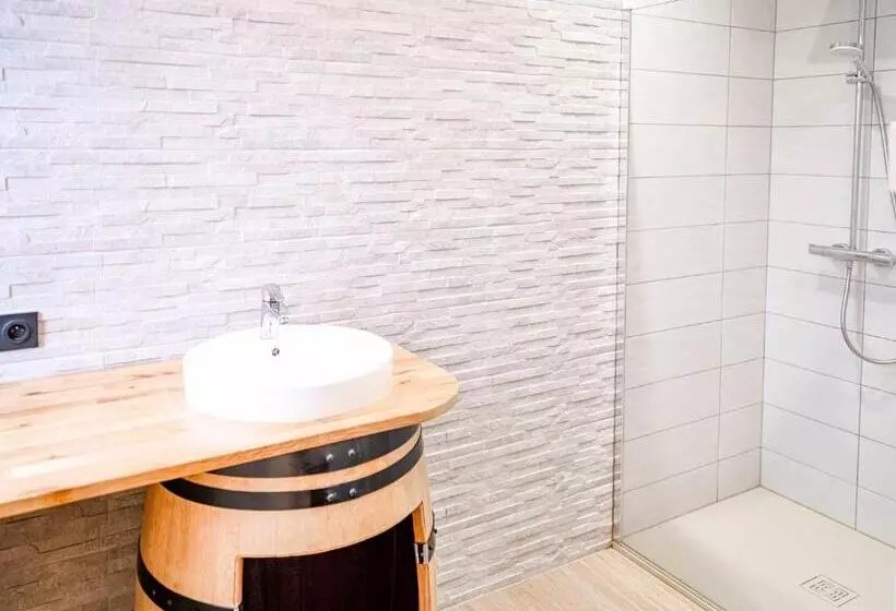 Aamiaismajoitus (B&B) Les Bastides De Roquemaure