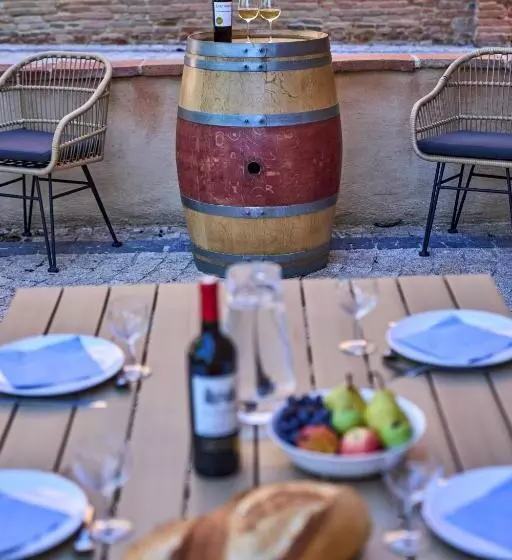 Aamiaismajoitus (B&B) Les Bastides De Roquemaure