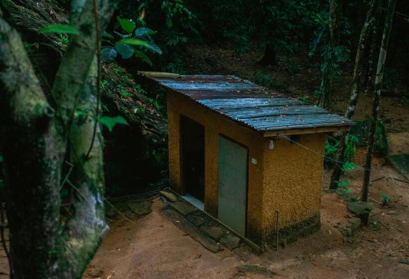 Bed and Breakfast Rock Pool Eco Lodge