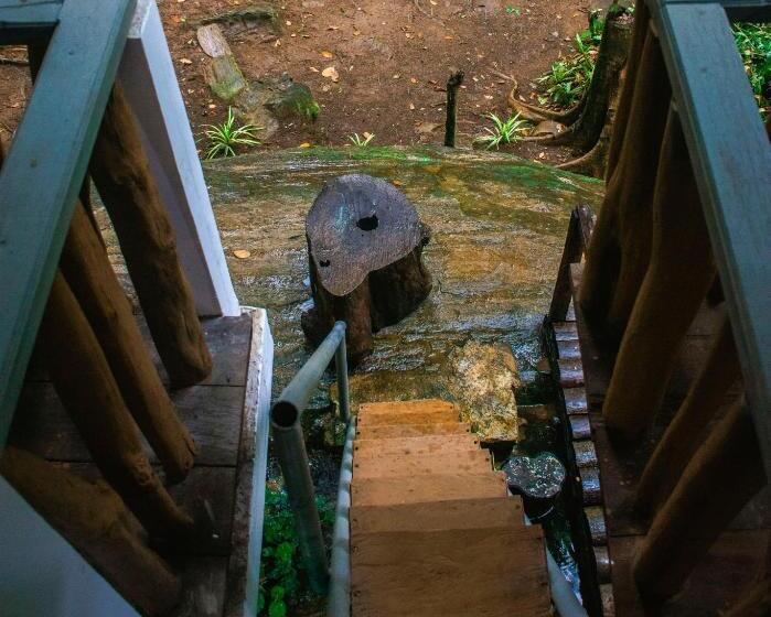 Bed and Breakfast Rock Pool Eco Lodge