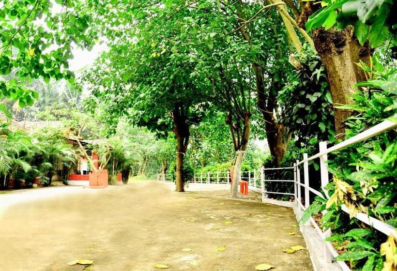 Coorg Hotel And Cottage