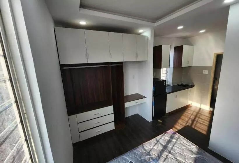 Dlux Saigon Condo