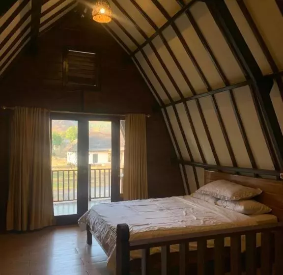 ホテル Cemara Siu Bungalow