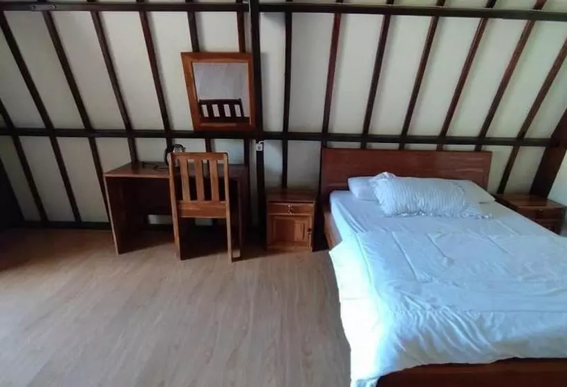 ホテル Cemara Siu Bungalow